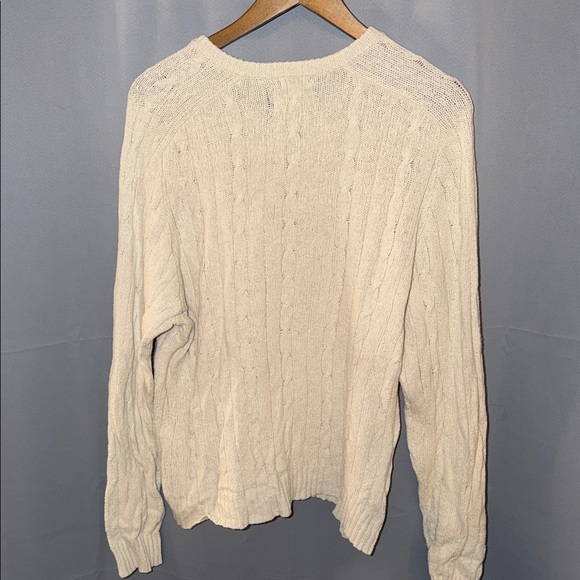 American Eagle Outfitters Women's V-Neck Sweater in Cream Cotton knit sweater - Picture 4 of 6